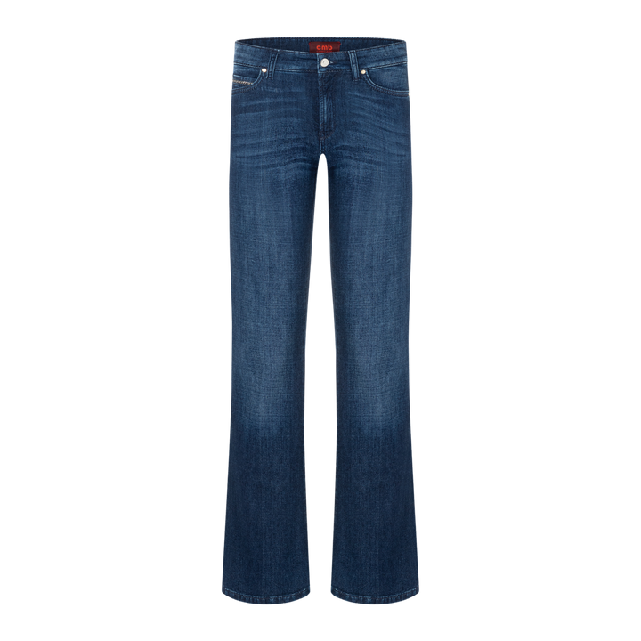 Paris Flared Schmuckdetail