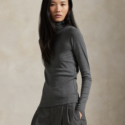 STRETCH-BLEND TURTLENECK