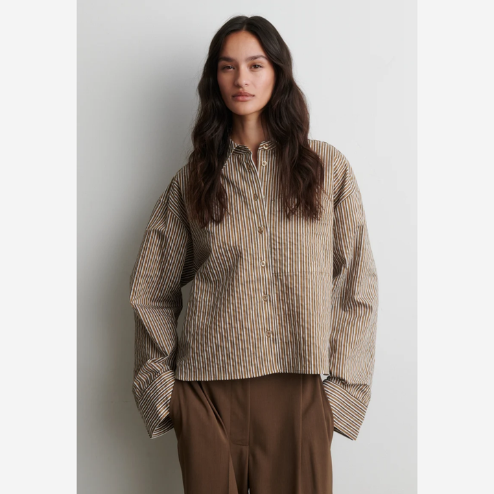 Vena Cropped Shirt Camel
