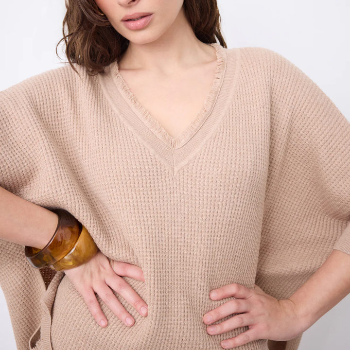 LEAH PULL PONCO BEIGE