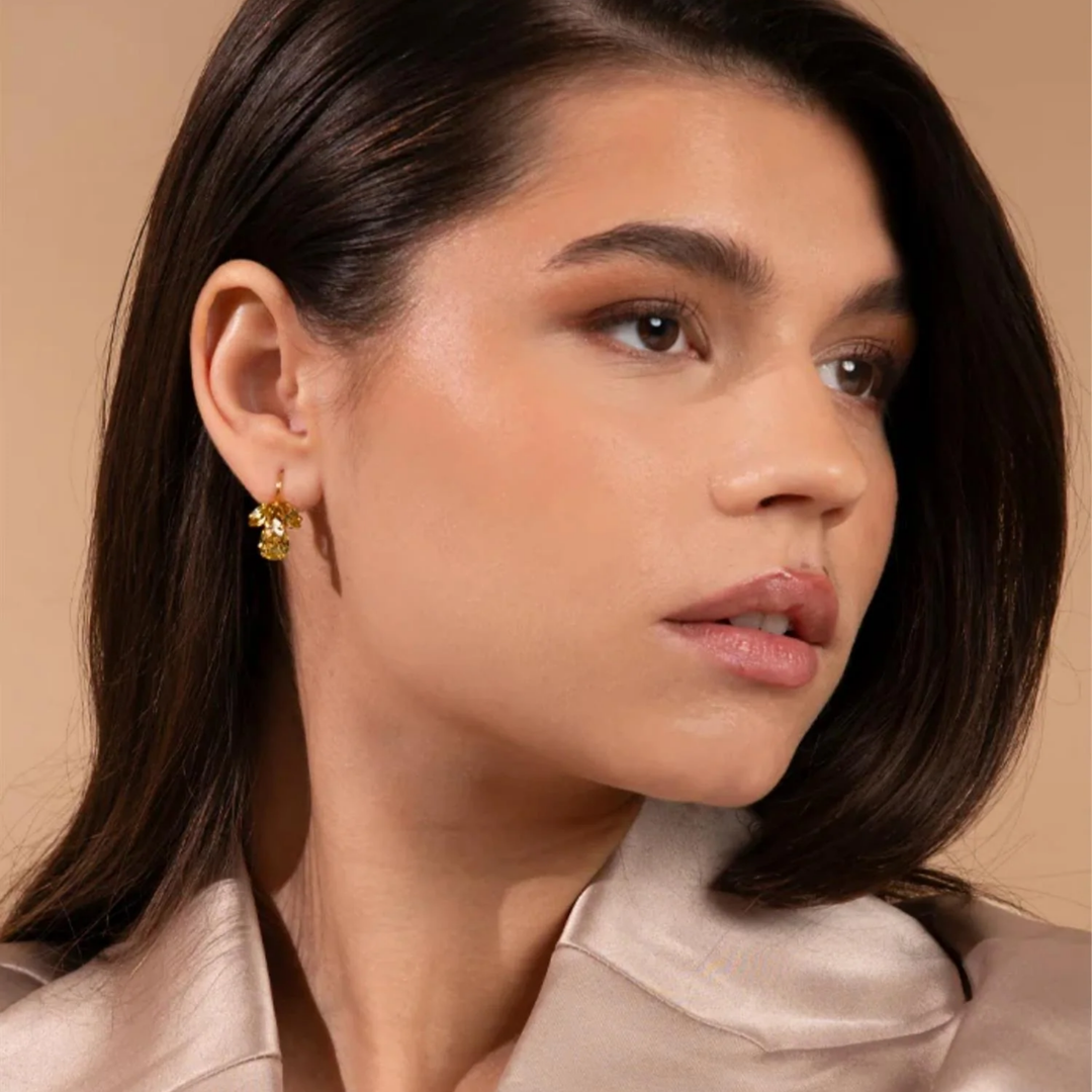PETITE TIMO EARRINGS GOLD DARK JONQUIL