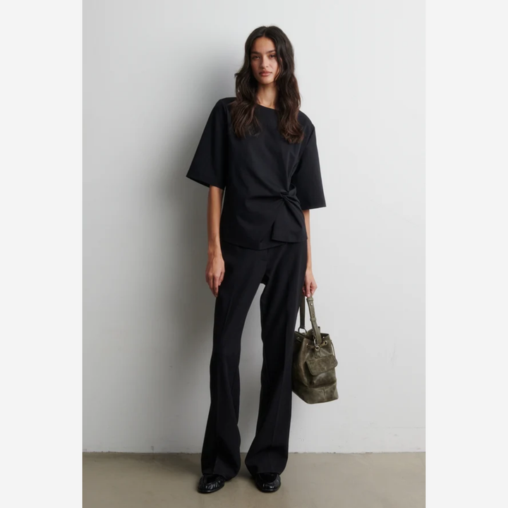 Arkai Drape Tee Black