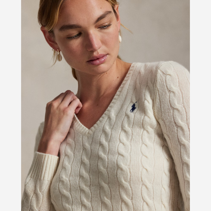 Cable-Knit Wool-Cashmere V-Neck Jumper Cream