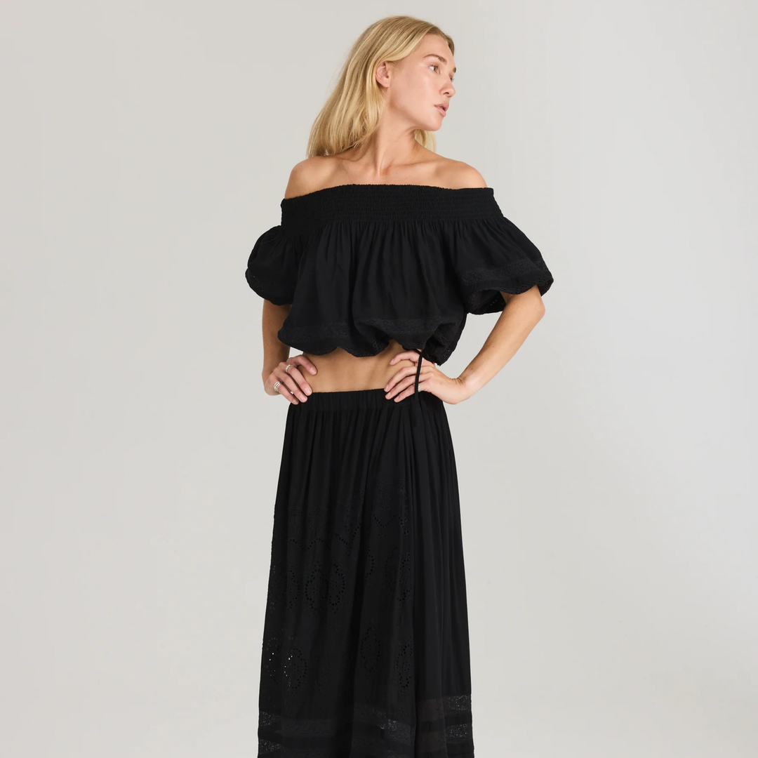 Lita Offshoulder Black