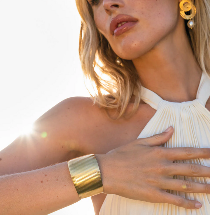 VERA BANGLE GOLD