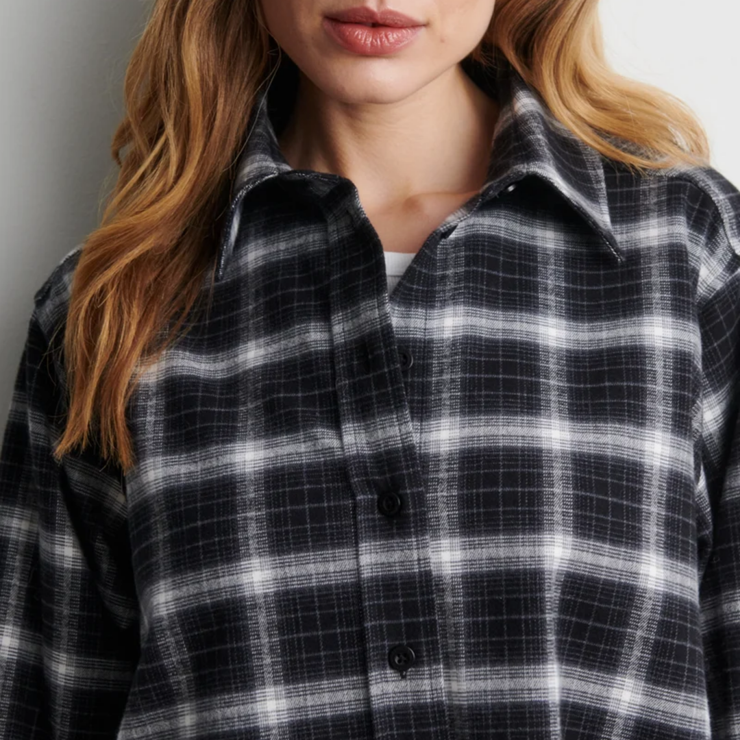Genola Shirt Black