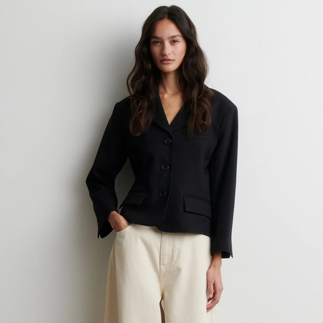 Sella Short Blazer Black