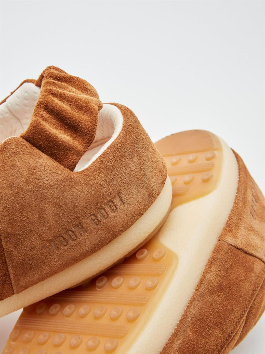 MB Sandal Band Suede Cognac